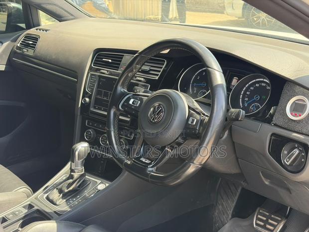 Volkswagen Golf TSI SEL 4-Door FWD 2016 White