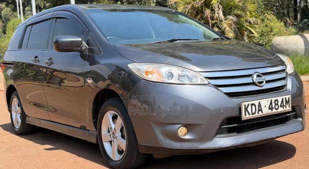Nissan Lafesta 2013