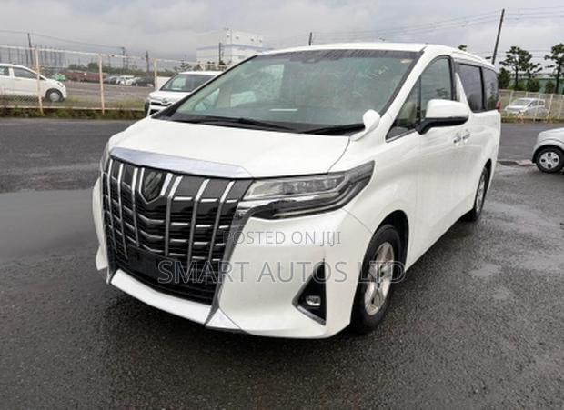 Toyota Alphard 2019 White