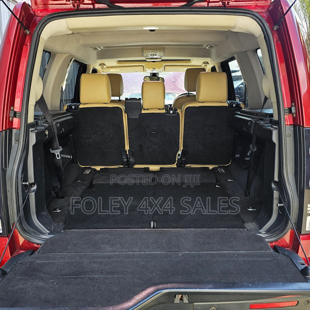 Land Rover Discovery 2012 Red