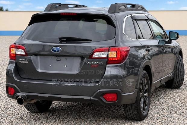 Subaru Outback 2.5i Premium AWD 2019 Gray