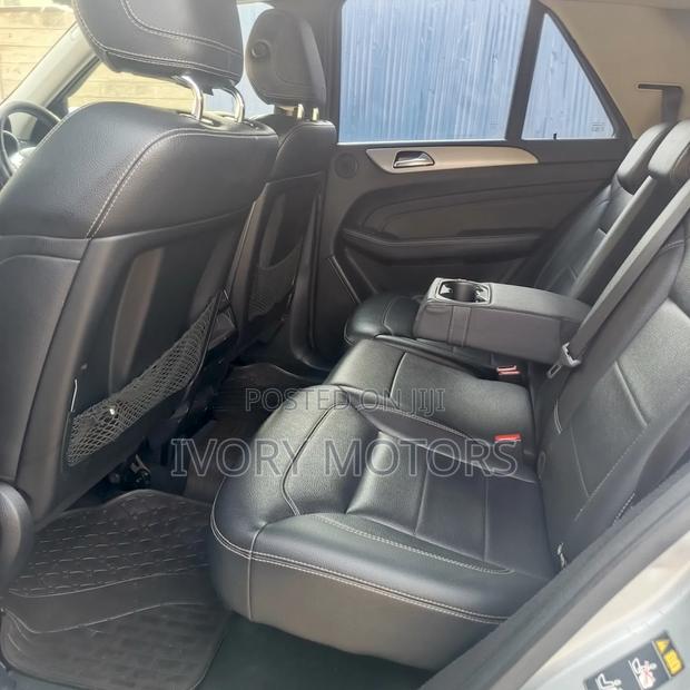 Mercedes-Benz M Class ML350 4dr SUV (3.5L 6cyl 7A) 2014 Silver