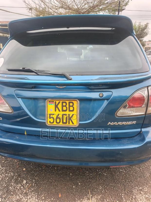 Toyota Harrier 2001 Green