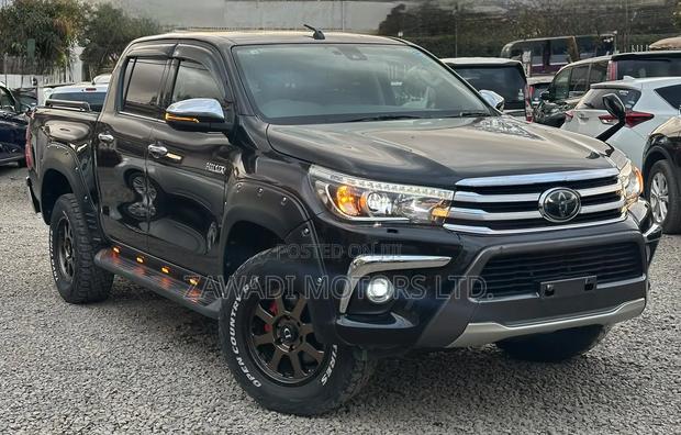 Toyota Hilux Revo Double Cab Deisel 2.4 AWD 2019 Black
