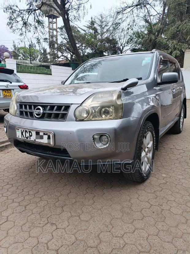 Nissan X-Trail 2010 Silver