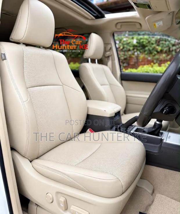 Toyota Land Cruiser Prado 2.8 2021 Pearl