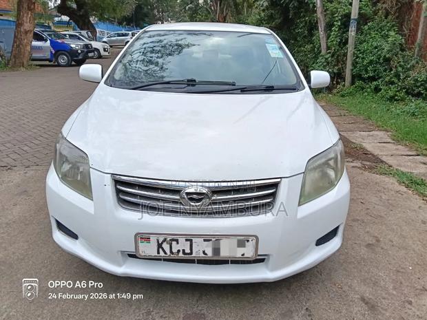 Toyota Axio 2009 White