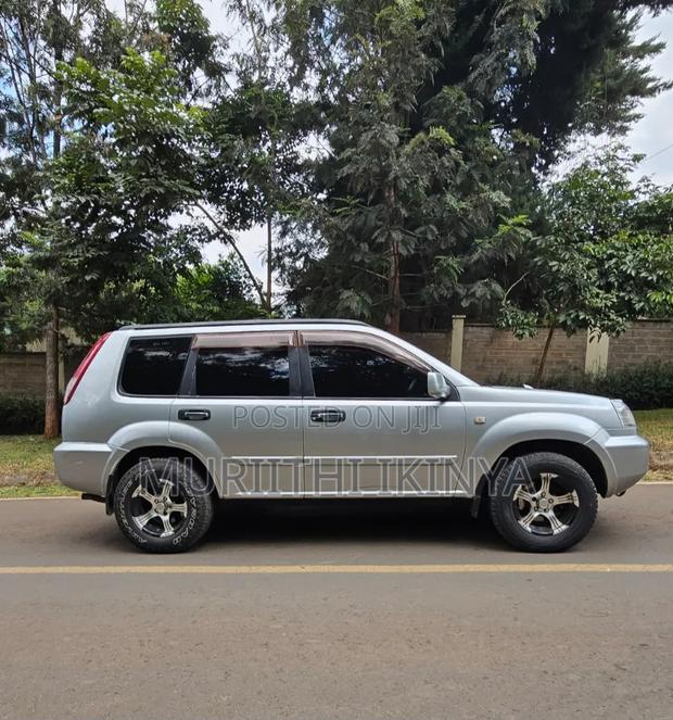 Nissan X-Trail 2004 Silver