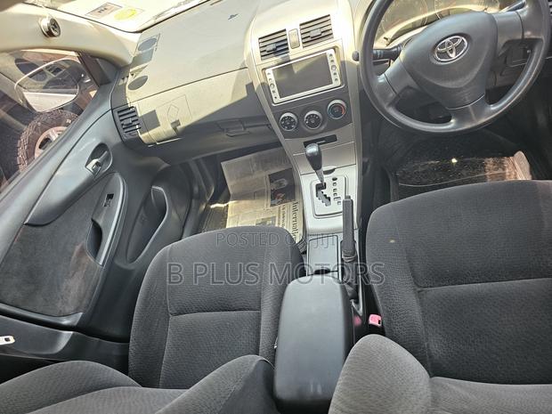 Toyota Corolla Fielder 2010 White