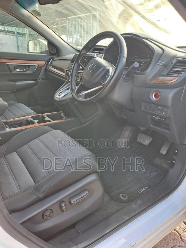 Honda CR-V Touring AWD 2018 White