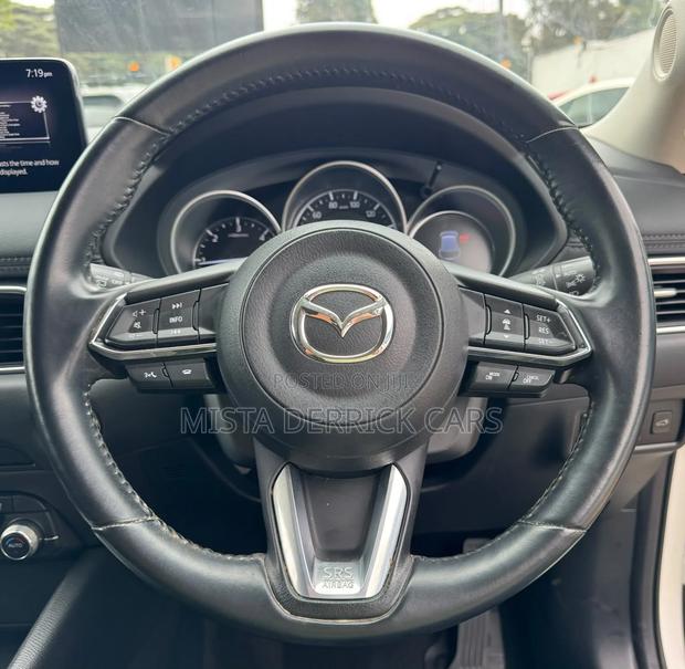 Mazda CX-5 2022 White