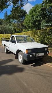 Nissan Hardbody 1996 White for sale