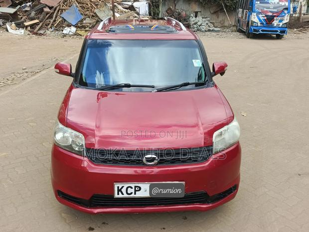 Toyota Corolla Rumion Hatchback 1.5 FWD 2011 Burgundy