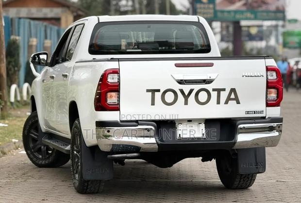 Toyota Hilux 2021