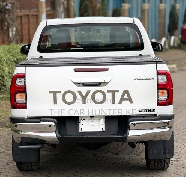 Toyota Hilux 2021