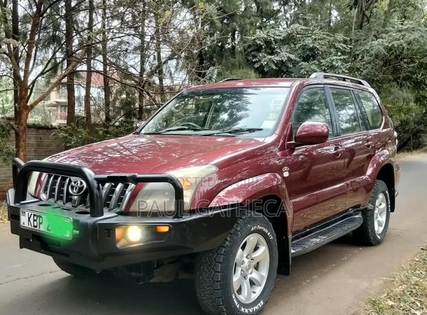 Toyota Land Cruiser Prado 2005 Maroon