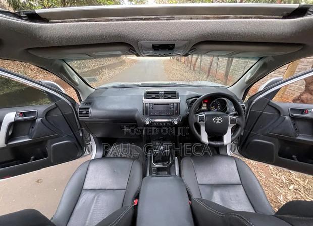 Toyota Land Cruiser Prado 2013 Silver