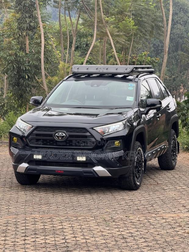Toyota RAV4 Adventure 2019 Black
