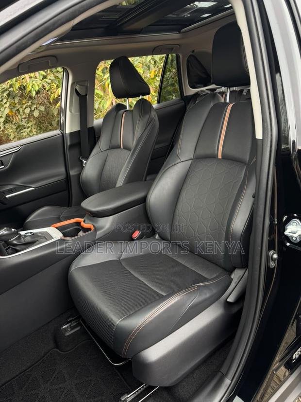 Toyota RAV4 Adventure 2019 Black