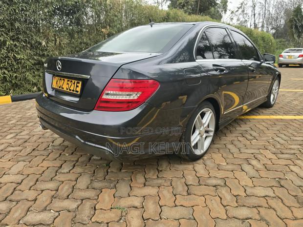 Mercedes-Benz C250 2013 Black