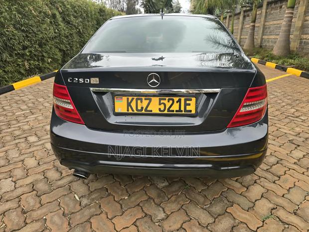 Mercedes-Benz C250 2013 Black