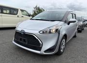 Toyota Sienta 1.5 Hybrid FWD 2019 Silver for sale