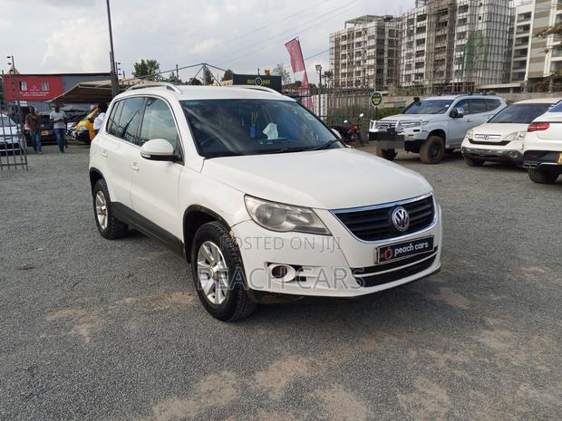 Volkswagen Tiguan S 2011 White