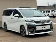 Toyota Vellfire 2019 White for sale