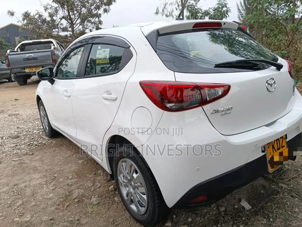 Mazda Demio 2019 White