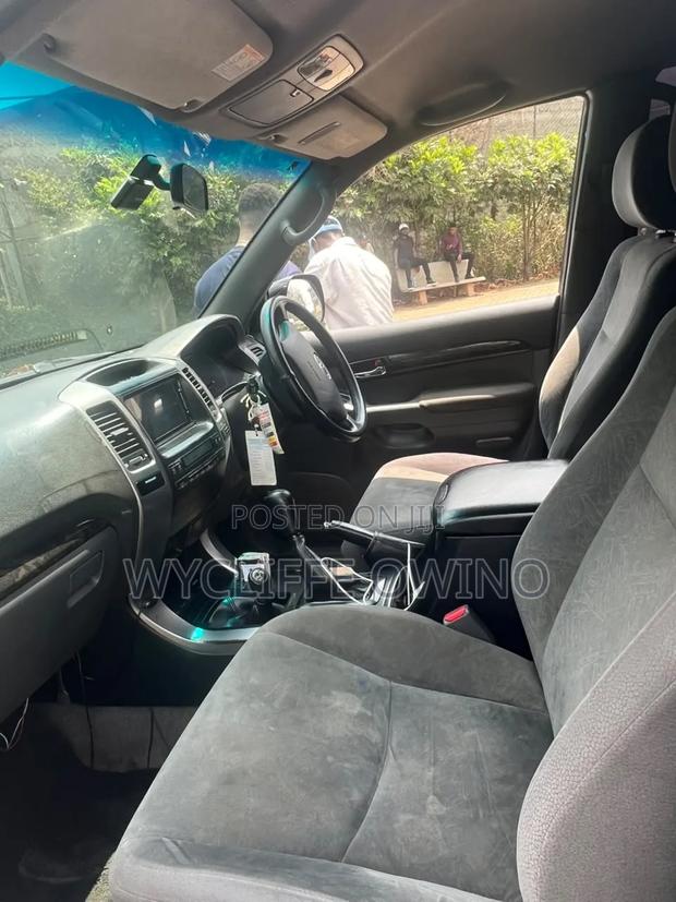 Toyota Land Cruiser Prado 2007 Black
