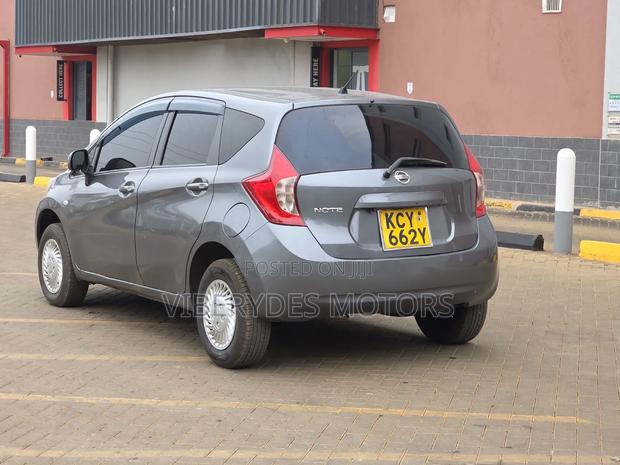 Nissan Note 2012