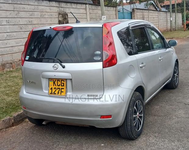 Nissan Note 2010 Silver