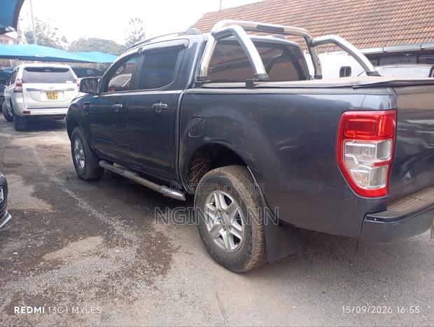 Ford Ranger Wildtrak 2012 Gray