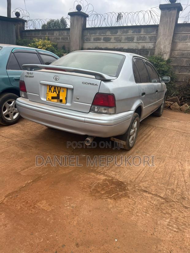 Toyota Corsa 2000 Silver
