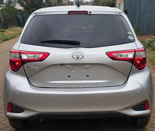 Toyota Vitz 2019 Silver