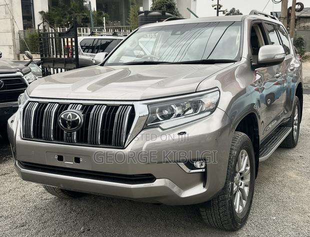 Toyota Land Cruiser Prado 2021 Gold