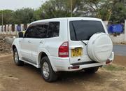 Mitsubishi Pajero 2004 White for sale