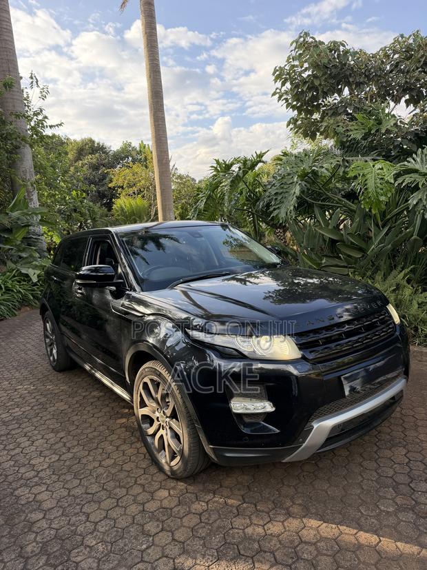 Land Rover Range Rover Evoque Dynamic 4dr SUV AWD (2.0L 4cyl Turbo 9A)