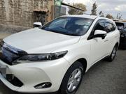 Toyota Harrier 2.0 2017 White for sale