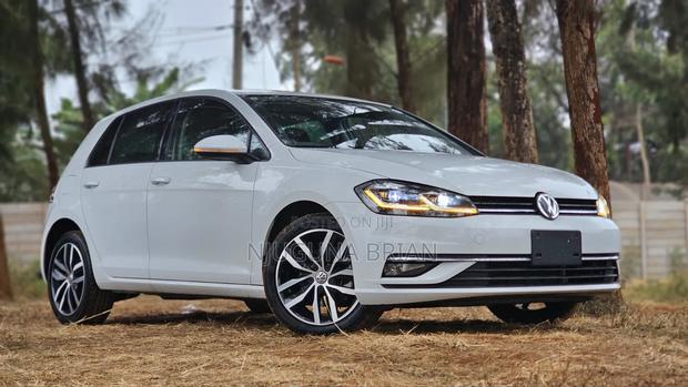 Volkswagen Golf 1.4T S FWD 2019 White