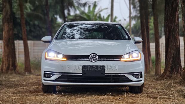 Volkswagen Golf 1.4T S FWD 2019 White