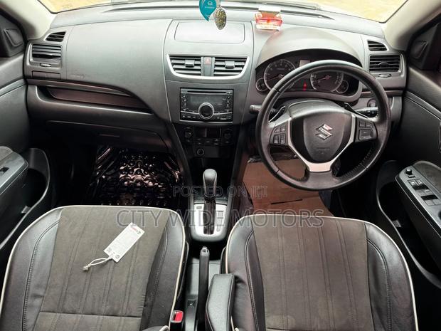 Suzuki Swift 2015 Silver