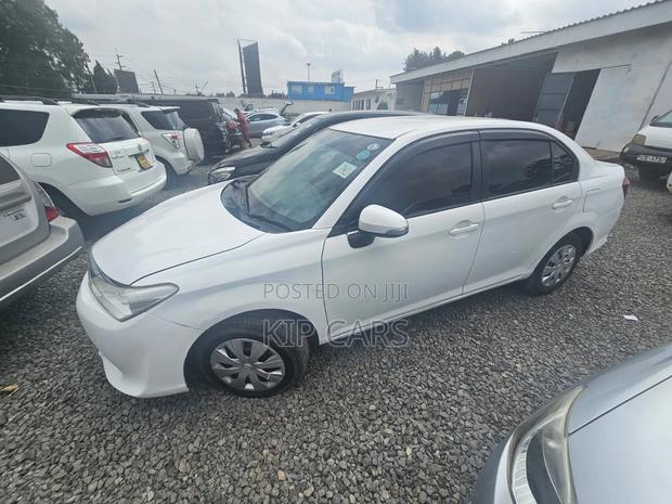 Toyota Axio 1.5 G 2WD 2017 White