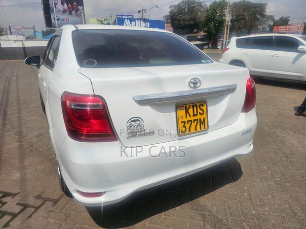 Toyota Axio 1.5 G 2WD 2017 White