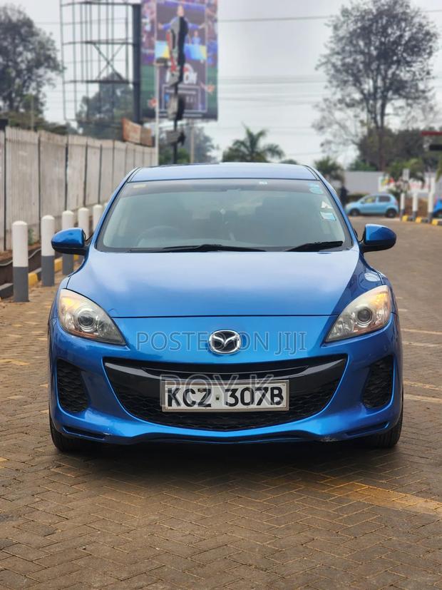 Mazda Axela 2012 Blue