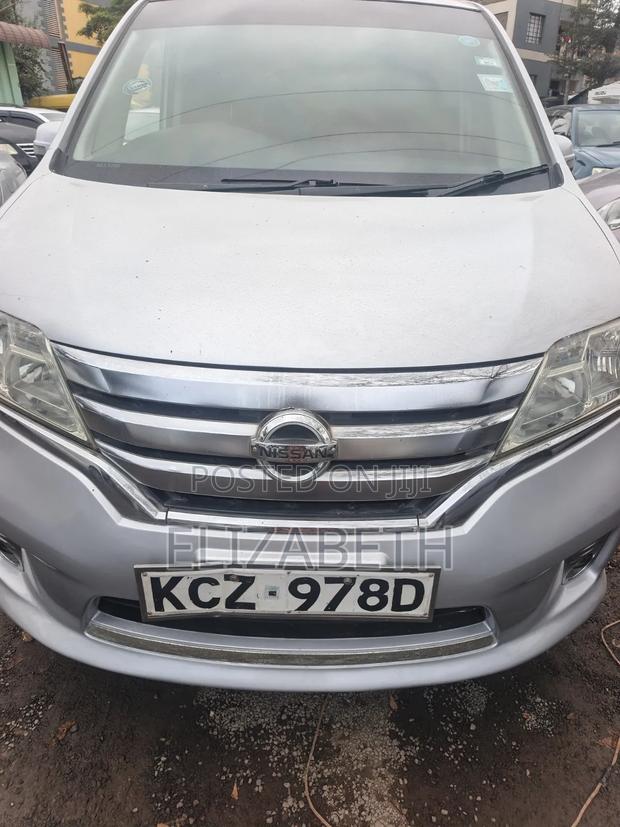 Nissan Serena 2013 Silver