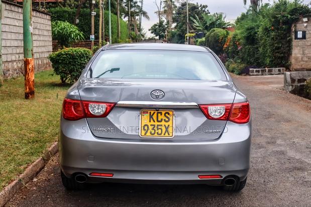 Toyota Mark X 2011 Silver