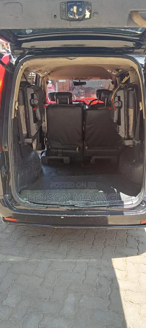 Nissan Serena 2006 Black