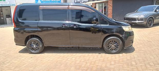 Nissan Serena 2006 Black