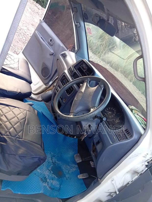 Toyota TownAce 2005 White